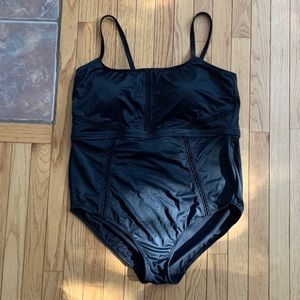 Slimming Control Cut Out One Piece Swimsuit